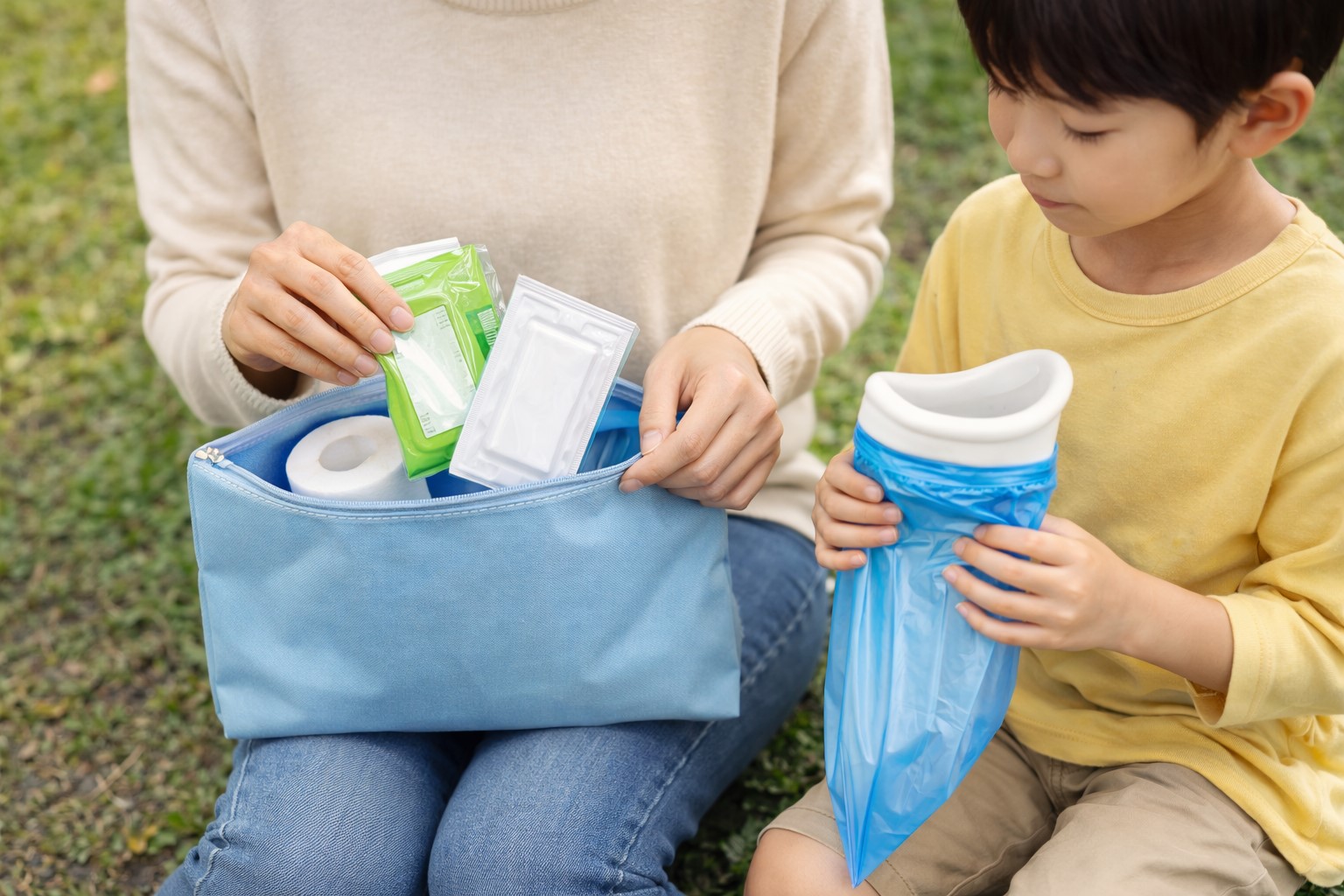 携帯トイレの女性用や子供の必需品