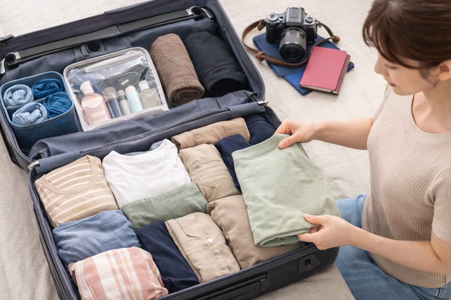 長期旅行でも3日分の服で回すパッキング術