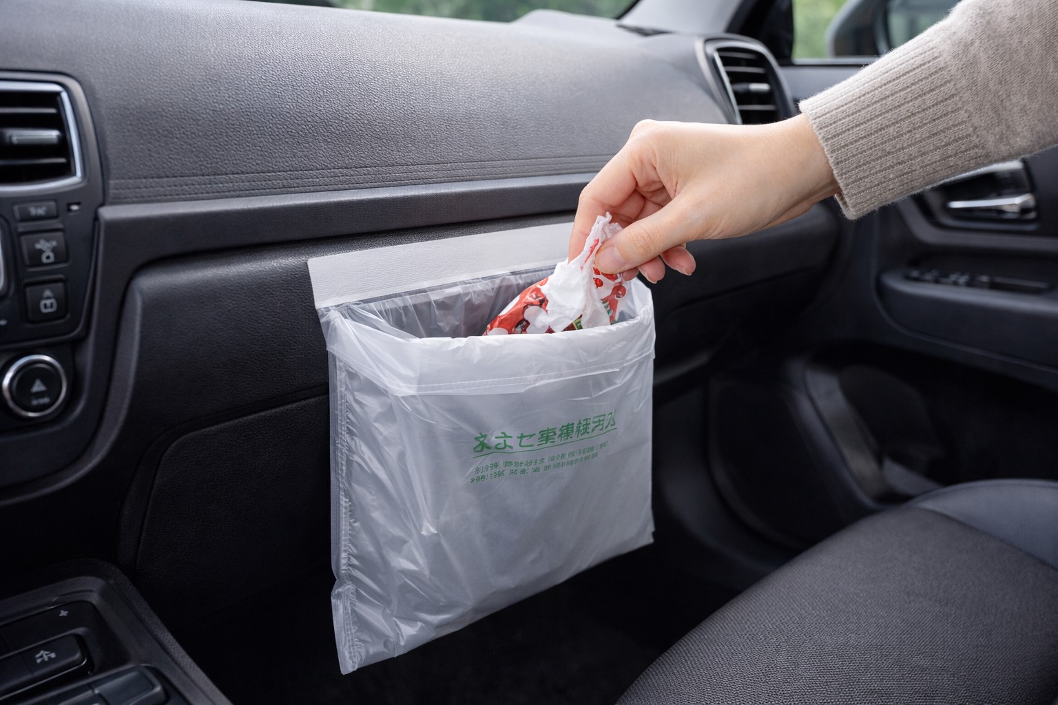 旅行や観光で役立つ車内のゴミ対策