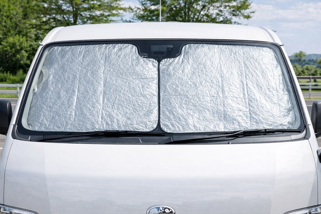 ハイエースにはスーパージャンボが必須