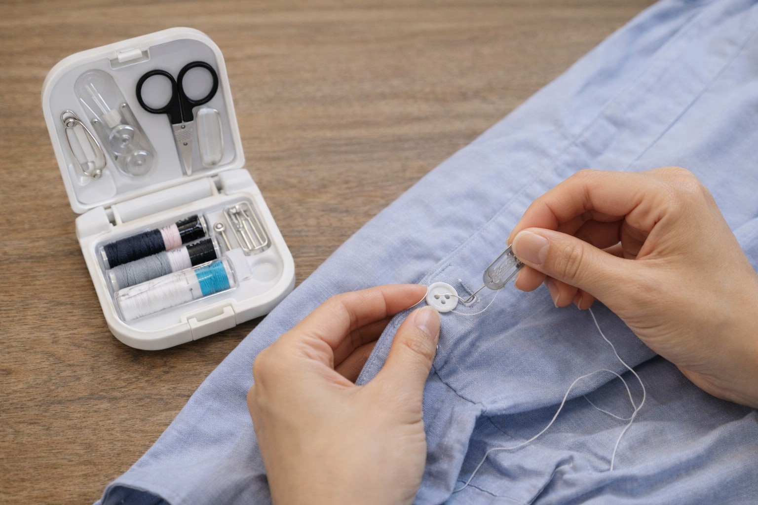 ダイソーの裁縫セットで付けてみた