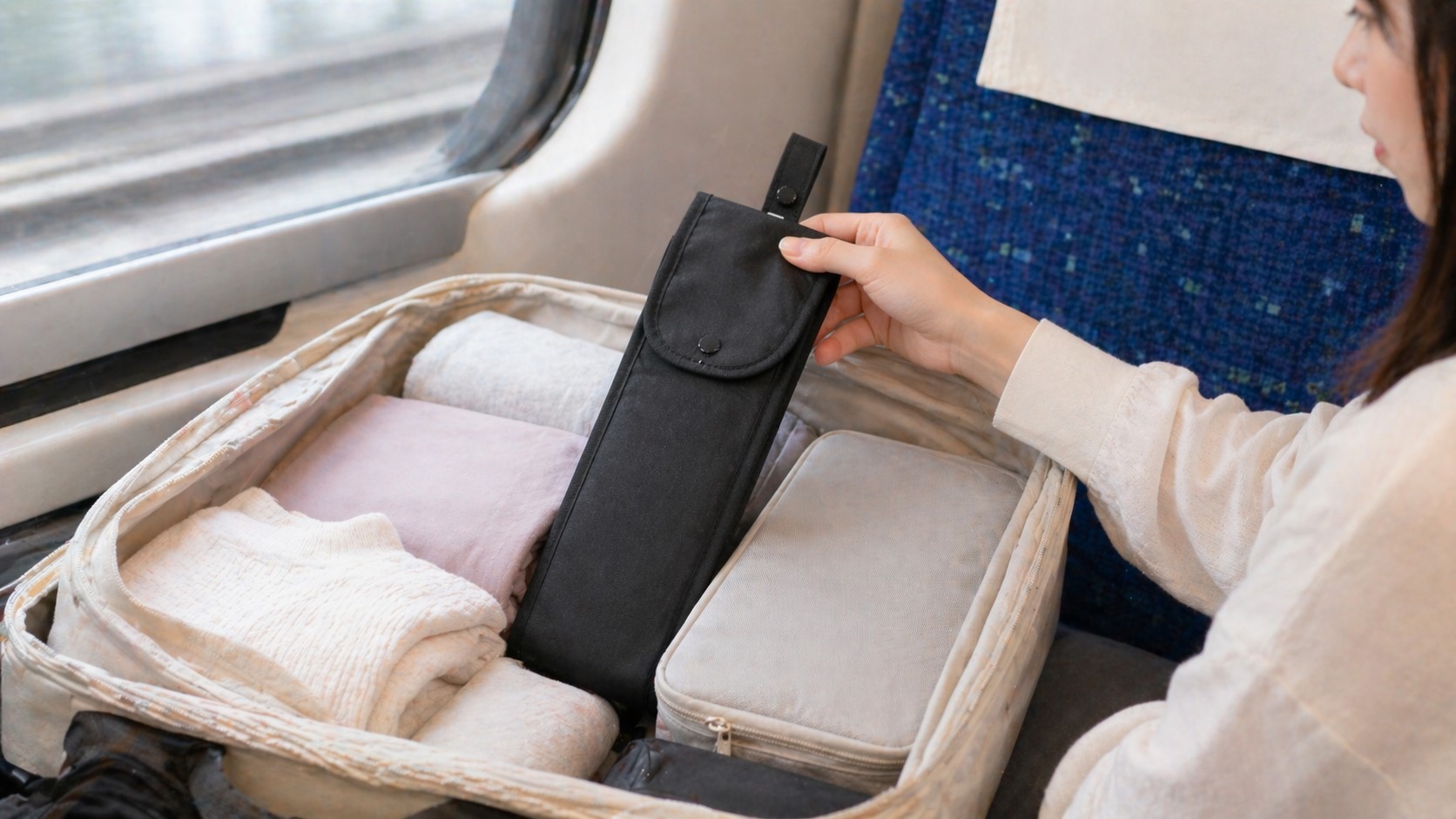 車や電車での持ち運びでかさばらない