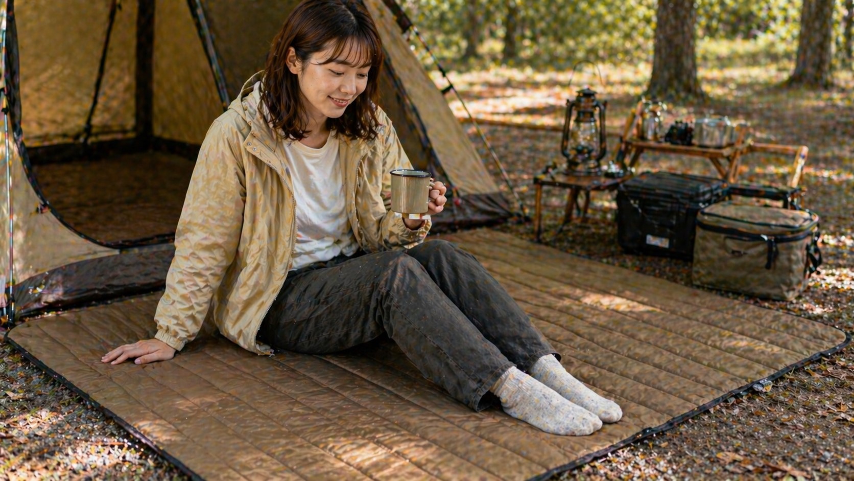 アースカラーがお洒落なキャンプマット