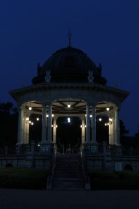 鶴舞公園（奏楽堂 夜景）　名古屋市昭和区の観光・撮影スポットの写真や画像