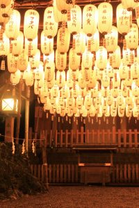 多度大社（8月）提灯祭り　ライトアップ　三重県桑名市の観光・撮影スポットの写真や画像