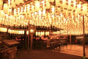 多度大社（8月）提灯祭り　ライトアップ　三重県桑名市の観光・撮影スポットの写真や画像