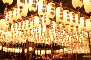多度大社（8月）提灯祭り　ライトアップ　三重県桑名市の観光・撮影スポットの写真や画像