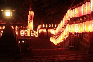 多度大社（8月）提灯祭り　ライトアップ　三重県桑名市の観光・撮影スポットの写真や画像