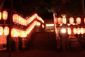 多度大社（8月）提灯祭り　ライトアップ　三重県桑名市の観光・撮影スポットの写真や画像