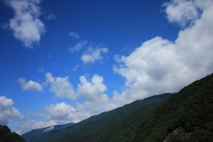 御母衣ダム　（9月）　岐阜県大野郡白川村観光・撮影スポットの写真や画像