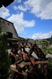 白川郷合掌造り集落　（水車）　岐阜県大野郡白川村の観光・撮影スポットの写真や画像