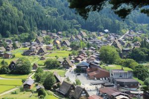 白川郷合掌造り集落　（展望台からの町なみ）　岐阜県大野郡白川村の観光・撮影スポットの写真や画像