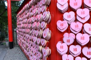 三光稲荷神社　絵馬　縁結び　愛知県犬山市観光・風景撮影スポット写真や画像