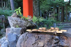 針針綱神社手水舎　愛知県犬山市観光・風景撮影スポット写真や画像