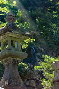 伊奈波神社　献灯・神滝　岐阜県岐阜市観光・撮影スポットの写真や画像