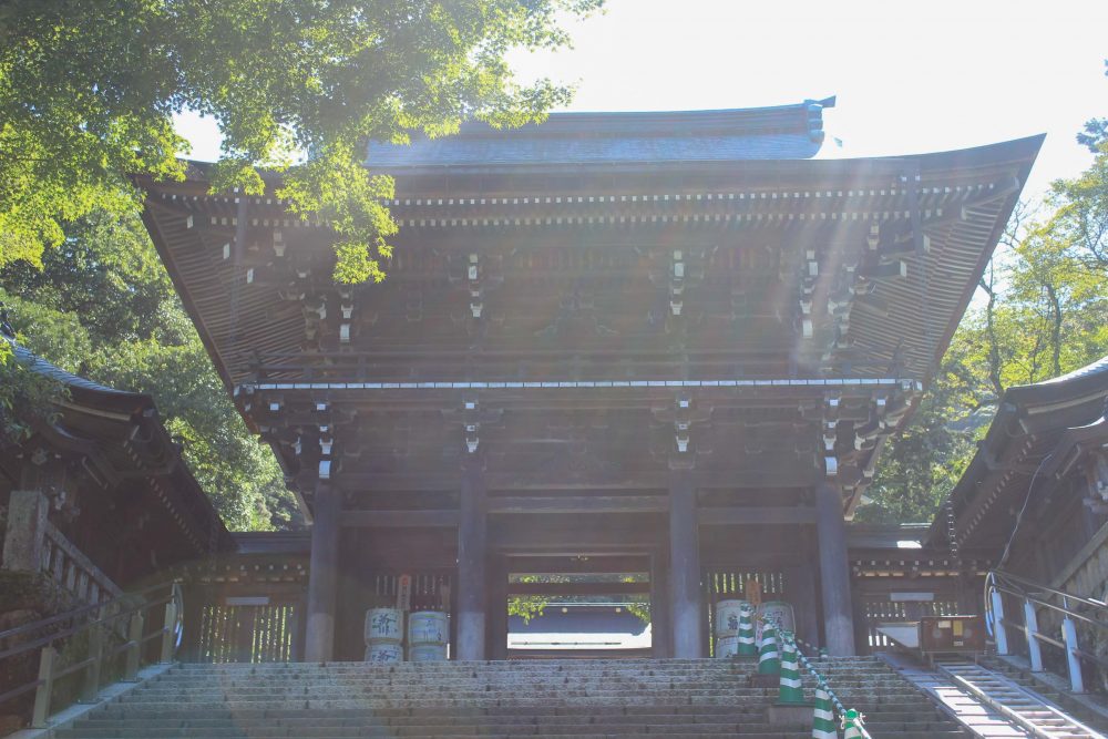 伊奈波神社　神門　岐阜県岐阜市観光・撮影スポットの写真や画像