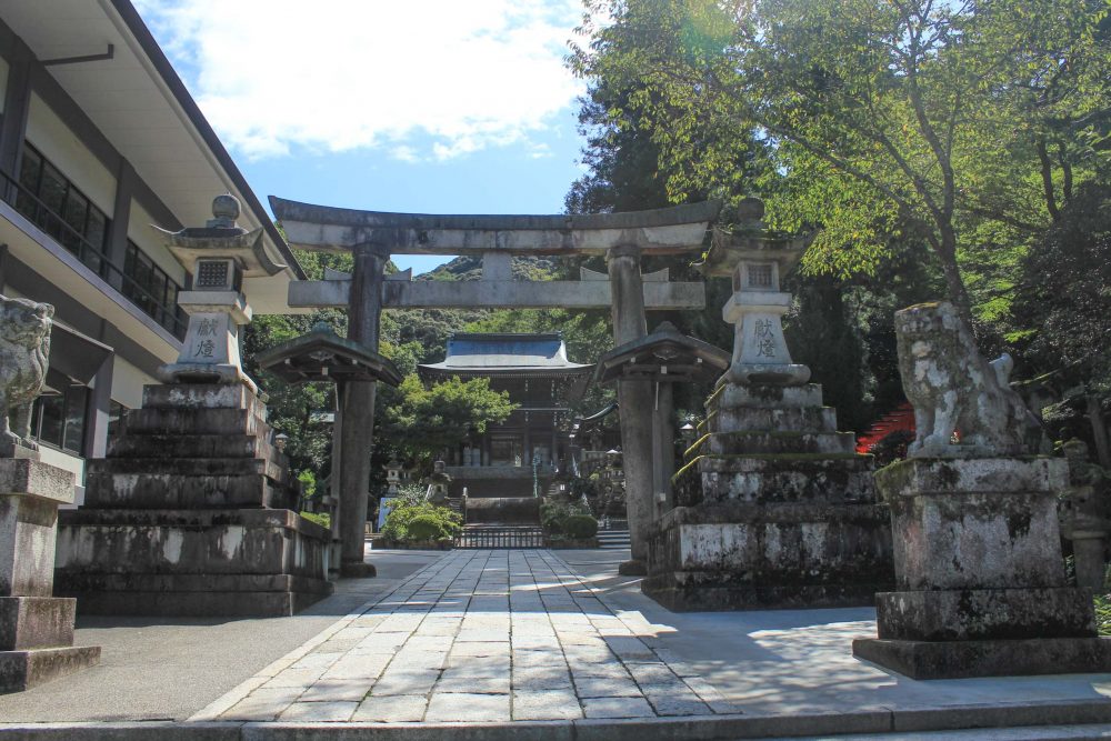 伊奈波神社　岐阜県岐阜市観光・撮影スポットの写真や画像