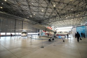 あいち航空ミュージアム　飛行機　航空機　展示場　MU-300　愛知県西春日井郡の観光・撮影スポットの画像や写真