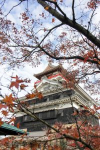 清須城と紅葉　愛知県清須市の観光・撮影スポットの画像と写真