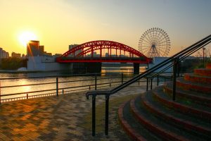 中川橋　名古屋港シートレインランド　観覧車　朝焼け　マジックアワー　名古屋市中川区の観光・撮影スポットの画像と写真