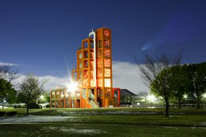 落合公園　フォリー水の塔　夜景　ライトアップ　愛知県春日井市の観光・撮影スポットの画像と写真