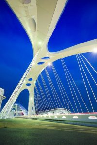 豊田大橋　夜景　ライトアップ　愛知県豊田市の観光・撮影スポットの写真や画像