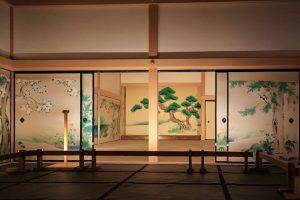 名古屋城　本丸御殿　3月　春の花　名古屋市中区の観光・撮影スポットの画像と写真