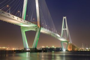 名港トリトン　夜景　潮見町　名古屋市港区の観光・撮影スポットの画像と写真