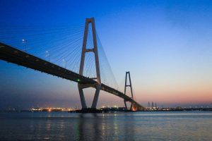 名港トリトン　マジックアワー　夜景　潮見町　名古屋市港区の観光・撮影スポットの画像と写真