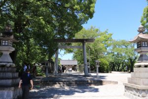 御裳神社(みもじんじゃ)　あじさい　手水舎　6月　夏の花　愛知県一宮市の観光・撮影スポットの画像と写真