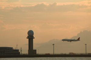 りんくう緑地南駐車場、飛行機、中部国際空港セントレア、夕日、愛知県常滑市の観光・撮影スポットの画像と写真