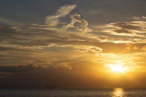 りんくう緑地南駐車場、夕日、愛知県常滑市の観光・撮影スポットの画像と写真