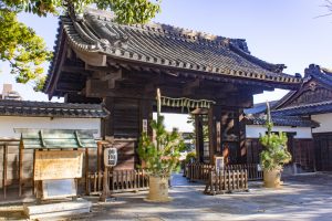 徳川園、黒門、紅葉、秋、11月、名古屋市東区の観光・撮影スポットの画像と写真