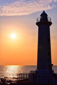 野間灯台、夕日、愛知県知多郡の観光・撮影スポットの画像と写真
