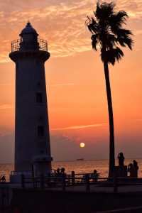野間灯台、夕日、愛知県知多郡の観光・撮影スポットの画像と写真
