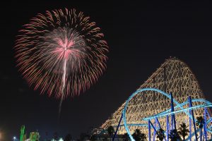 長島温泉長島温泉・花火大競演、ナガシマスパーランド、夏、8月、三重県桑名市の観光・撮影スポットの名所