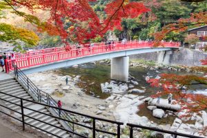 香嵐渓、もみじ祭り、紅葉、秋11月、愛知県豊田市足助町の観光・撮影スポットの画像と写真