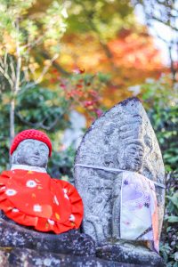 寂光院、紅葉、11月秋、愛知県犬山市の観光・撮影スポットの画像と写真