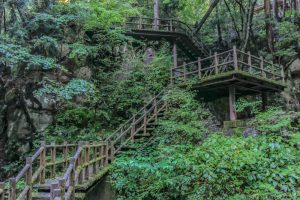 夕森公園、竜神の滝、9月、岐阜県中津川市の観光・撮影スポットの画像と写真