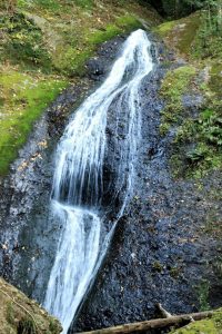 阿寺の七滝、紅葉、11月秋、愛知県新城市の観光・撮影スポットの画像と写真