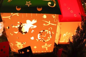 星が丘テラス、クリスマスイルミネーション、12月冬、名古屋市千種区の観光・撮影スポットの画像と写真