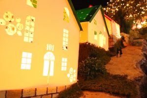星が丘テラス、クリスマスイルミネーション、12月冬、名古屋市千種区の観光・撮影スポットの画像と写真