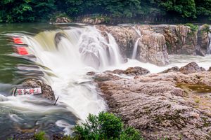 新城市の滝、長篠堰堤、愛知県新城市の観光・撮影スポットの画像と写真