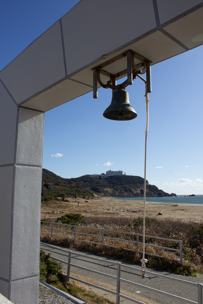 伊良湖岬灯台、恋人の聖地、幸せの鐘、恋路ヶ浜、愛知県田原市の観光・撮影スポットの画像と写真