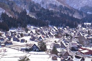 白川郷合掌造り集落、雪景色、2月冬、岐阜県大野郡の観光・撮影スポットの画像と写真