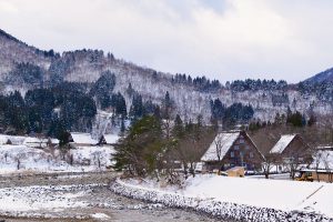 白川郷合掌造り集落、雪景色、2月冬、岐阜県大野郡の観光・撮影スポットの画像と写真白川郷合掌造り集落、雪景色、2月冬、岐阜県大野郡の観光・撮影スポットの画像と写真