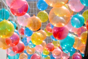 星が丘テラス、フローティングバブルス、 3月春、名古屋市千種区の観光・撮影スポットの画像と写真