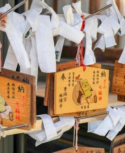 林陽寺、しだれ桜、3月春の花、岐阜県岐阜市の観光・撮影スポットの画像と写真