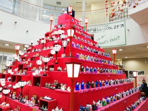 瀬戸蔵ミュージアム　ひな祭り,千代紙のつるし飾り,2月春、愛知県瀬戸市の観光・撮影スポットの画像と写真
