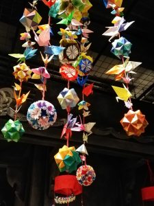 瀬戸蔵ミュージアム　ひな祭り,千代紙のつるし飾り,2月春、愛知県瀬戸市の観光・撮影スポットの画像と写真